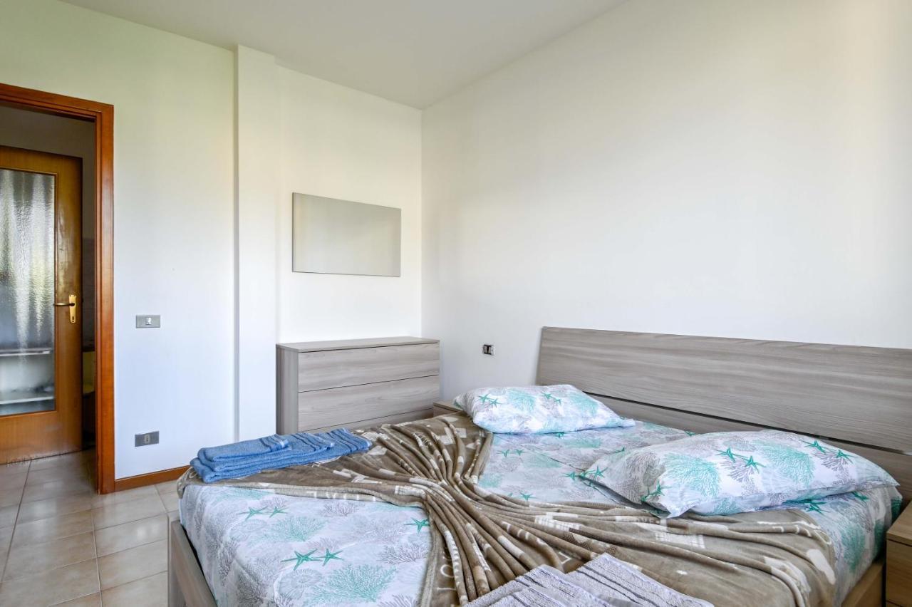 Luna Apartment Cavernago Bagian luar foto