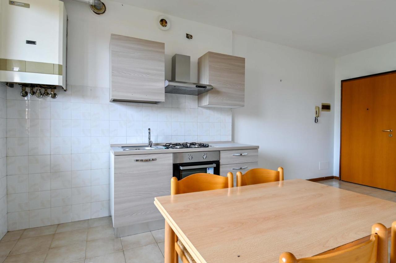 Luna Apartment Cavernago Bagian luar foto